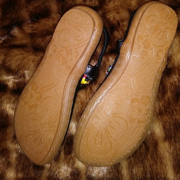 Paris Sandals - Picture 3 of 5